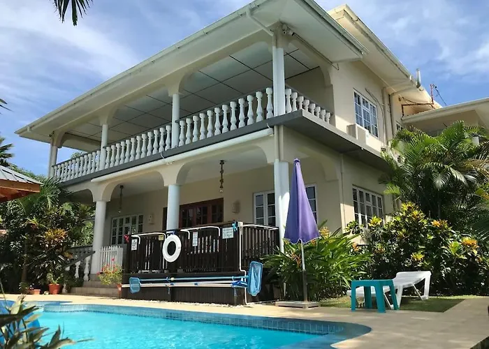 Royal Bay And Villa