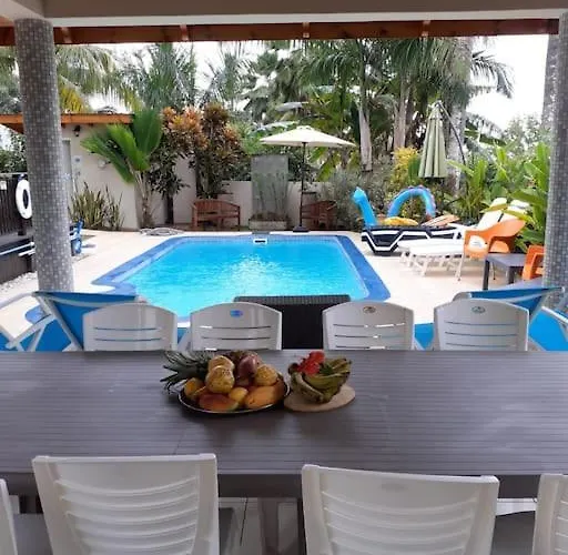 Royal Bay And Villa